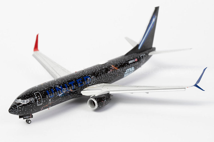 United Airlines / Boeing 737-800 (Flaps DOWN) / N36272 / JC2UAL0284A / 1:200 elaviadormodels