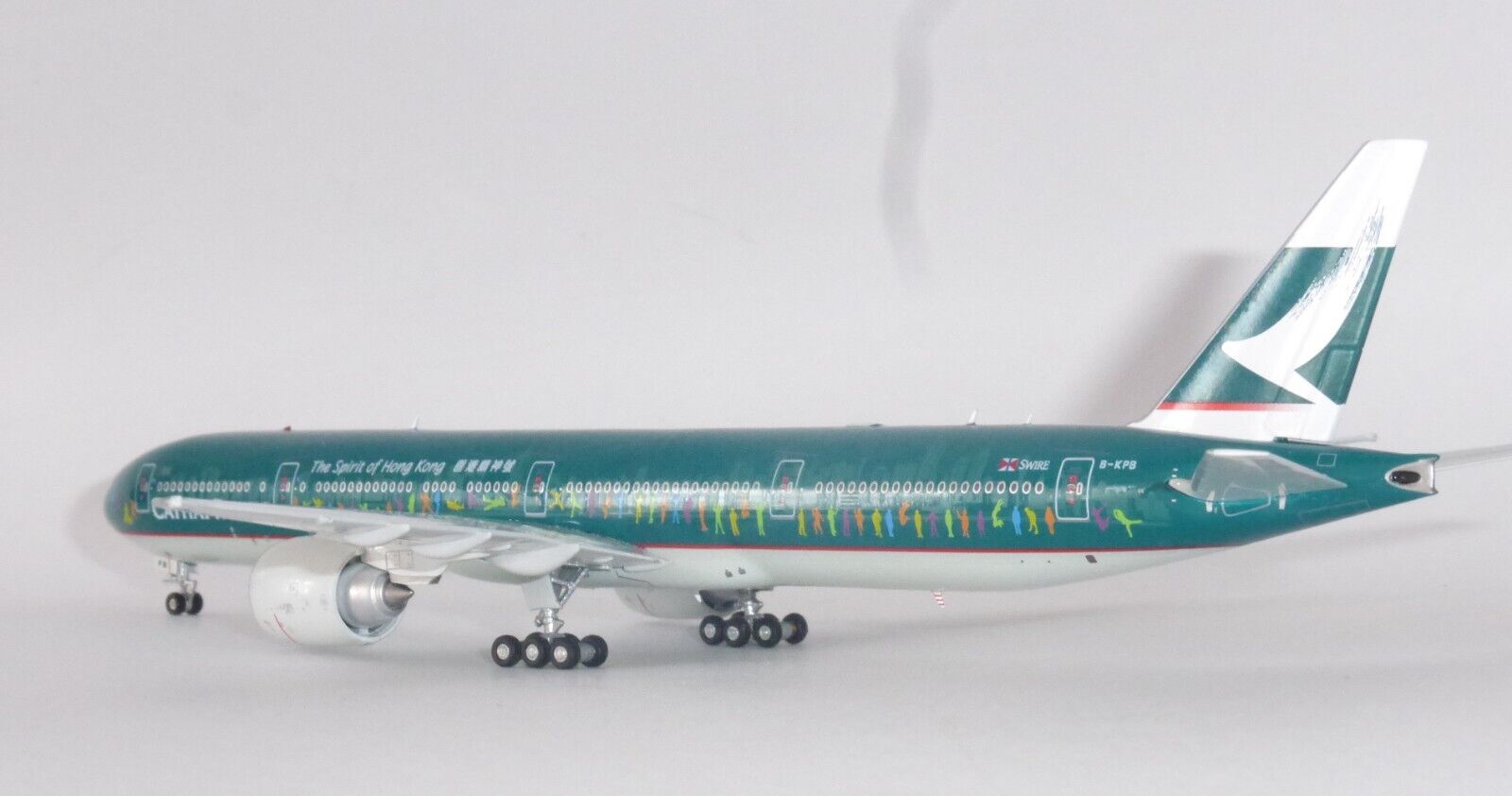 Cathay Airways / Boeing 777-300ER / B-KPB / WB4014 / 1:400 elaviadormodels