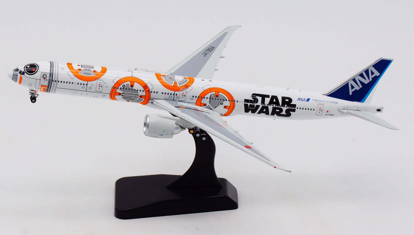 All Nippon Airways (Star Wars BB-8) / Boeing 777-300ER / JA789A / WB4016 / 1:400