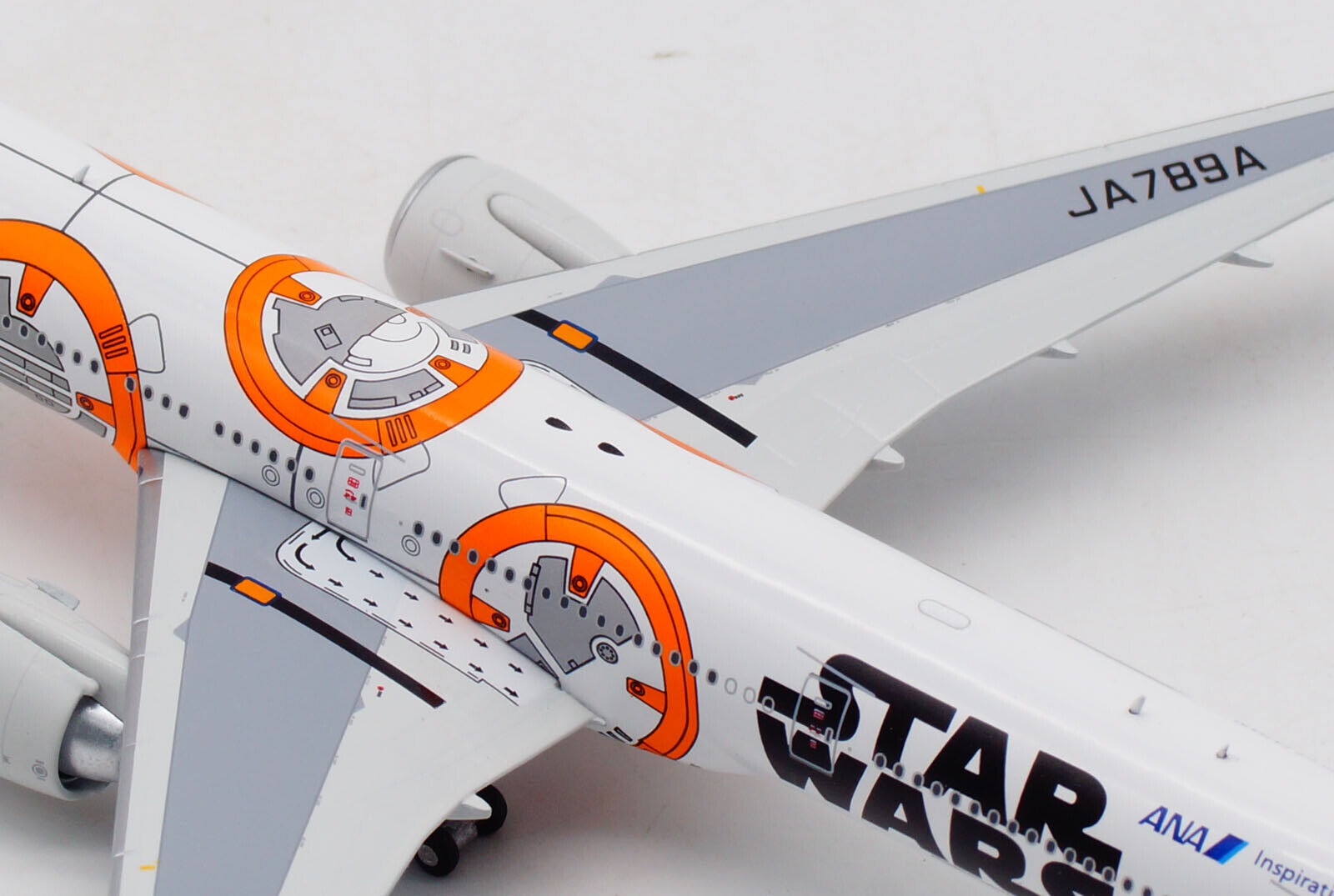 All Nippon Airways (Star Wars BB-8) / Boeing 777-300ER / JA789A / WB4016 /  1:400