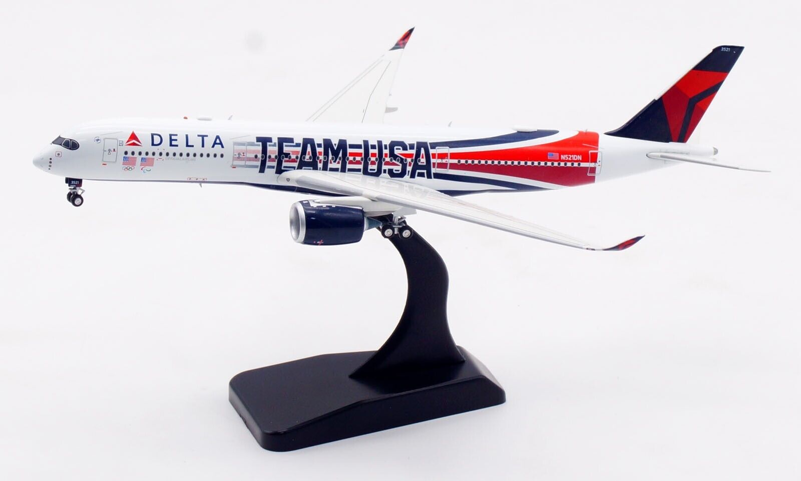 Delta Airlines ("Team USA" livery) / Airbus A350-941 / N521DN / WB4042 / 1:400