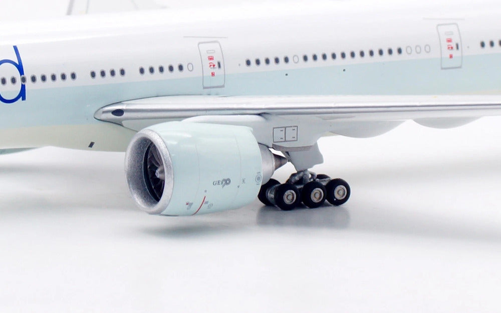 Cathay Pacific (OneWorld Livery) / Boeing 777-300ER / B-KQM / WB4046 / 1:400