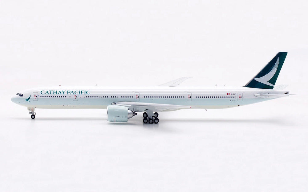 Cathay Pacific / Boeing 777-300ER / B-KQZ / WB4047 /  elaviadormodels