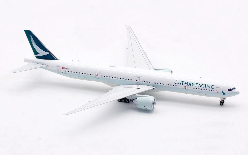 Cathay Pacific / Boeing 777-300ER / B-KQZ / WB4047 /  elaviadormodels