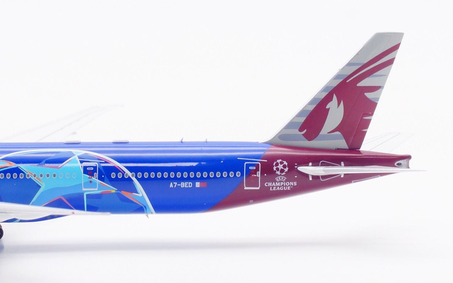 Qatar Airways (UEFA Champions League Livery) / Boeing 777-300ER / A7-BED / WB4064 / 1:400
