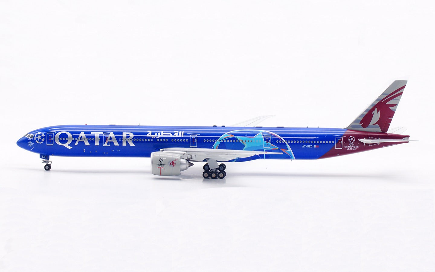 Qatar Airways (UEFA Champions League Livery) / Boeing 777-300ER / A7-BED / WB4064 / 1:400