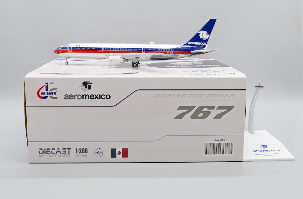 AeroMexico / Boeing B767-300ER / XA-RWX / XX20152 / 1:200 elaviadormodels