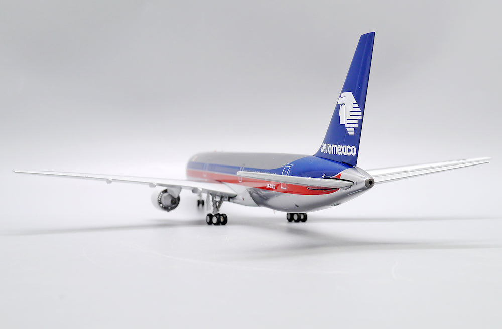 AeroMexico / Boeing B767-300ER / XA-RWX / XX20152 / 1:200 elaviadormodels