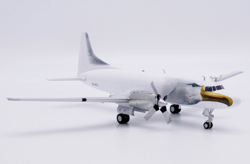 Air Chathams / Convair CV-580F / ZK-KFL / XX20549 / elaviadormodels