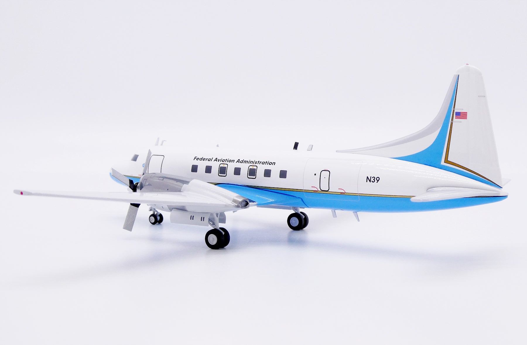 Federal Aviation Administration / Convair CV-580 / N39 / XX20553 / 1:200