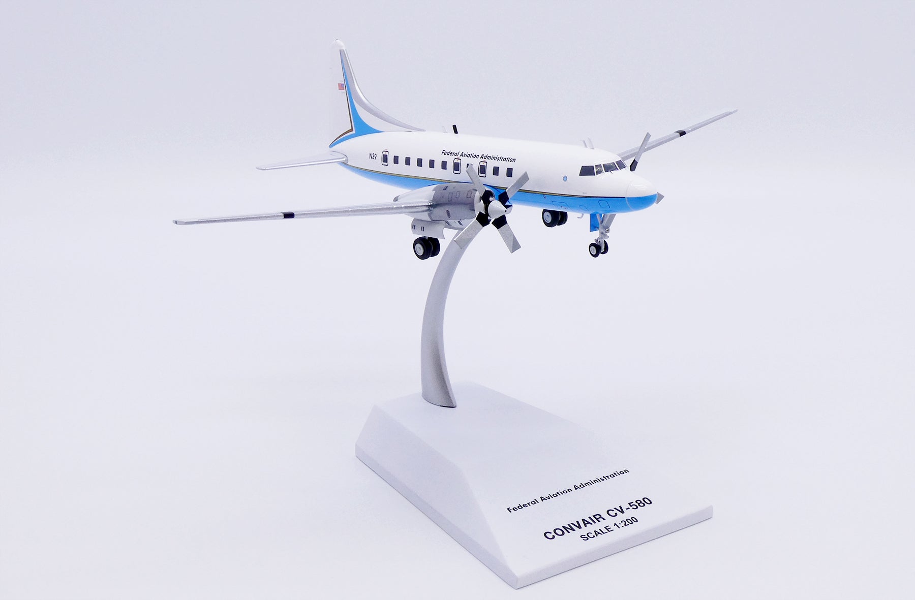 Federal Aviation Administration / Convair CV-580 / N39 / XX20553 / 1:200